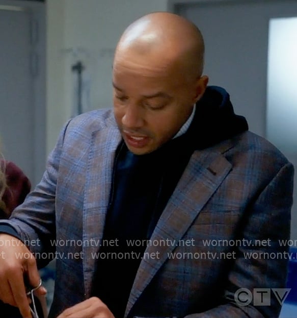 Turk's plaid blazer on Scrubs