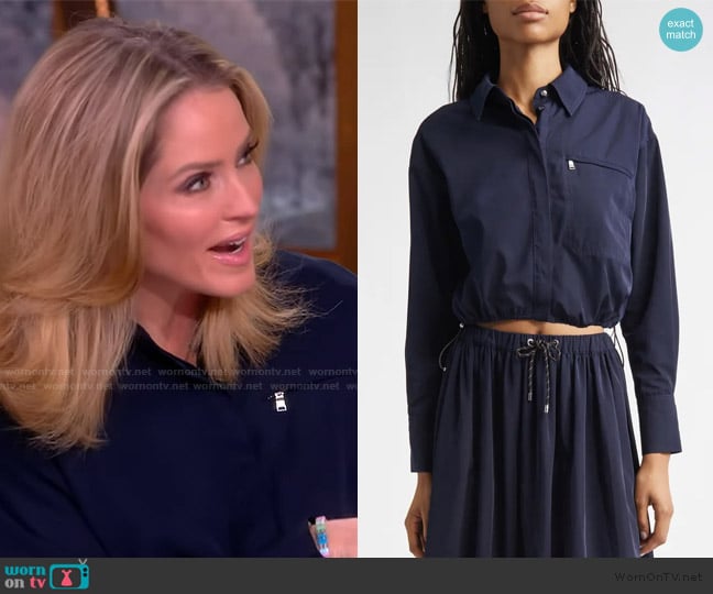 Sara’s navy zip pocket top on The View Sara’s navy zip pocket top on The View