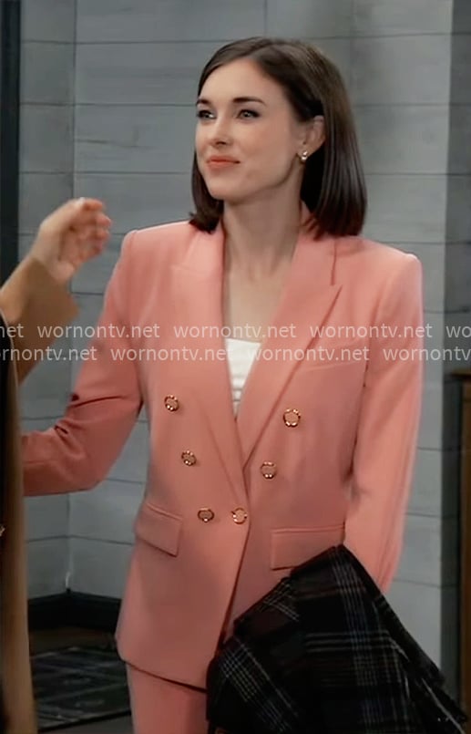Willow’s coral pink suit on General Hospital
