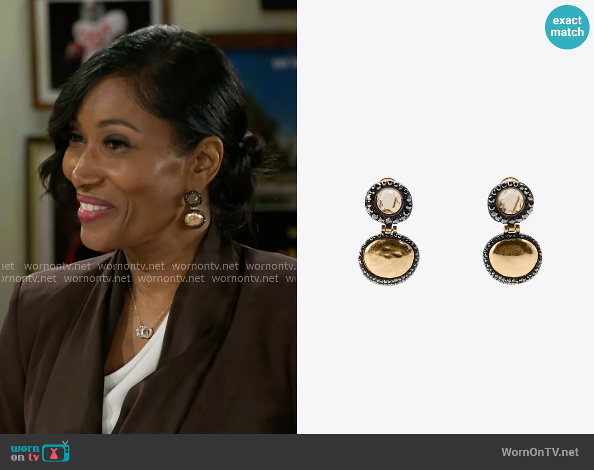 Zara Sparkly Jewel Earrings worn by Dana 'Leslie' Thomas (Trisha Mann-Grant) on Beyond the Gates