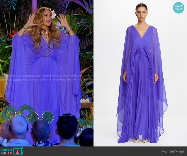 Carrie’s purple pleated gown on American Idol