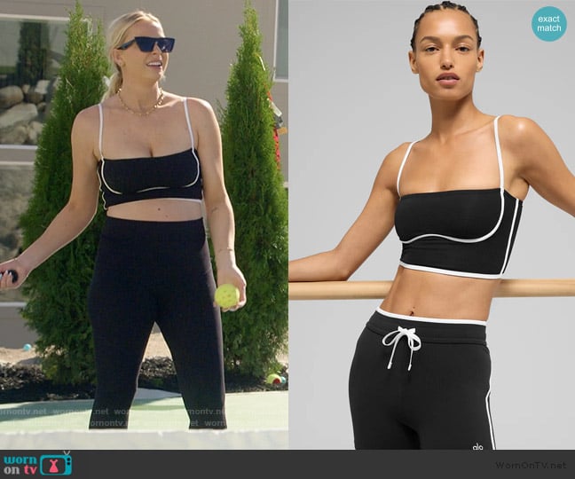 Mayci’s black contrast piping top on SLOMW