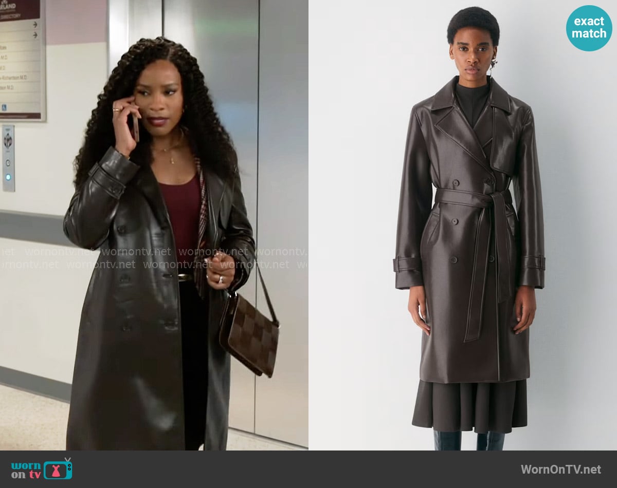 Babaton at Aritzia Tabloid Trench Coat UnReal Leather worn by Naomi Hamilton Hawthorne (Arielle Prepetit) on Beyond the Gates
