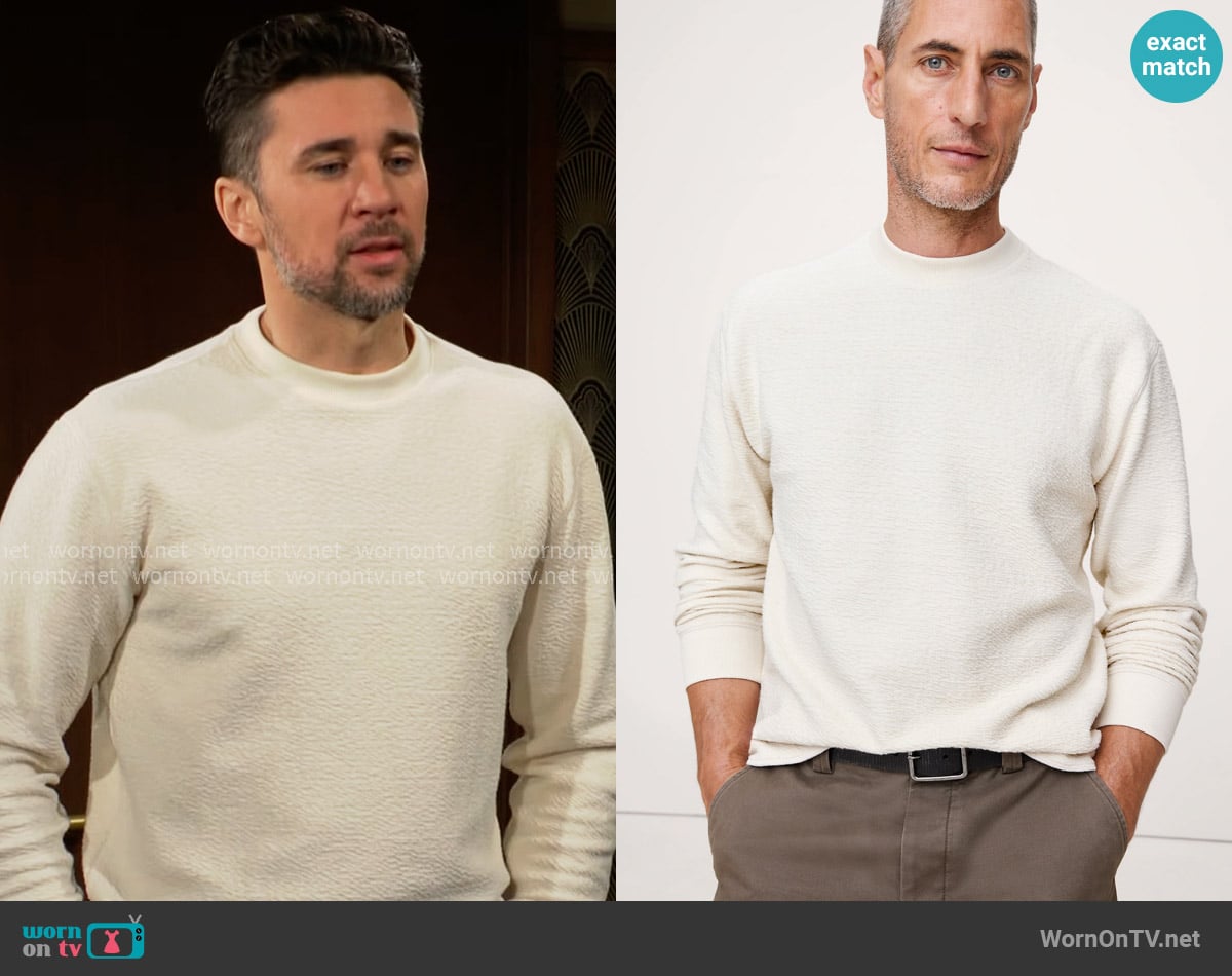 Banana Republic Relaxed Jersey Crew-Neck T-Shirt in Cream White worn by Cane Ashby (Billy Flynn) on The Young and the Restless