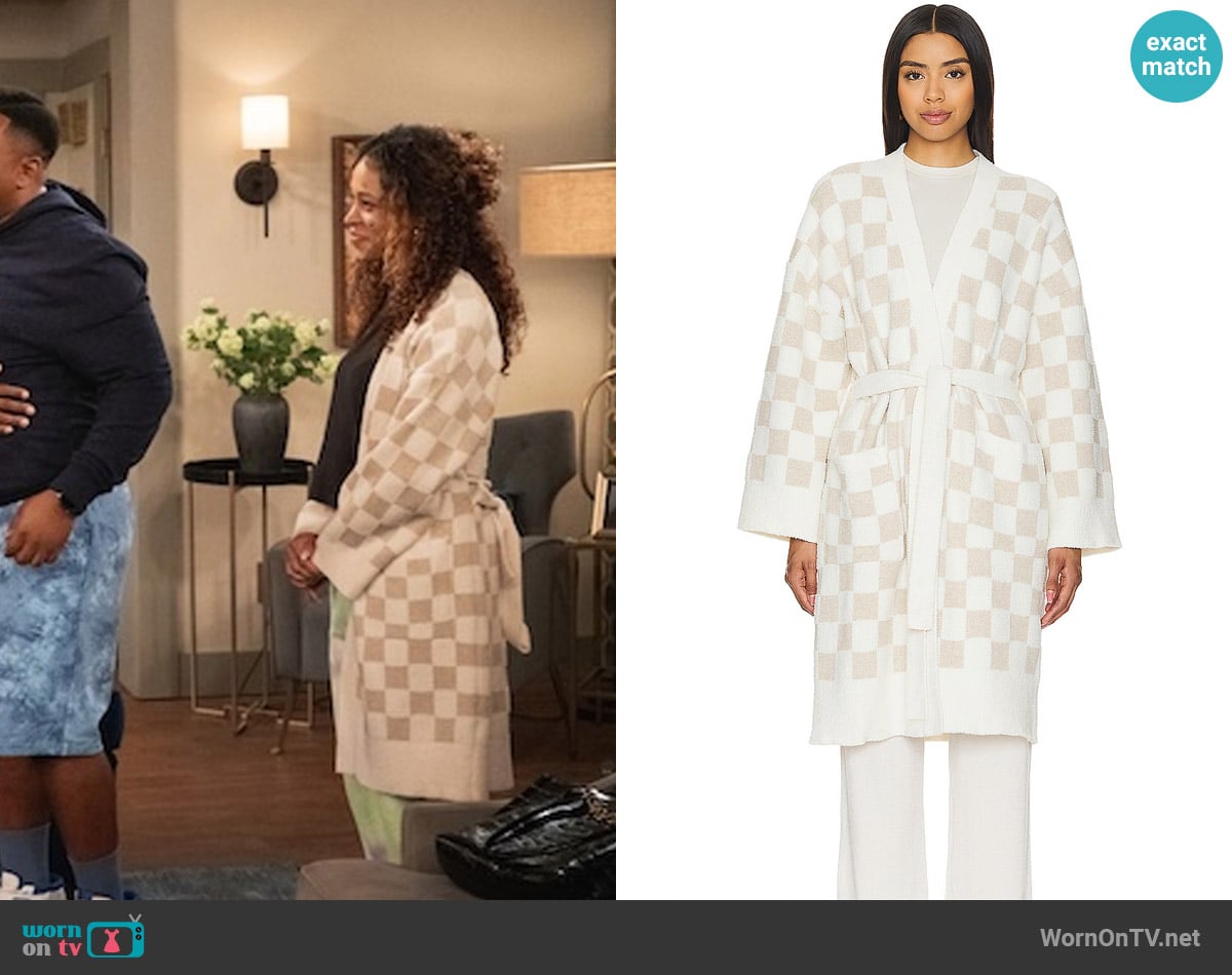 Barefoot Dreams CozyChic Cotton Checkered Robe worn by Courtney (Skye Townsend) on The Neighborhood