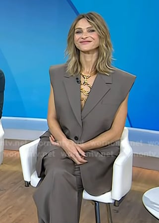 Beau Carrrett’s grey sleeveless blazer and pants on Today