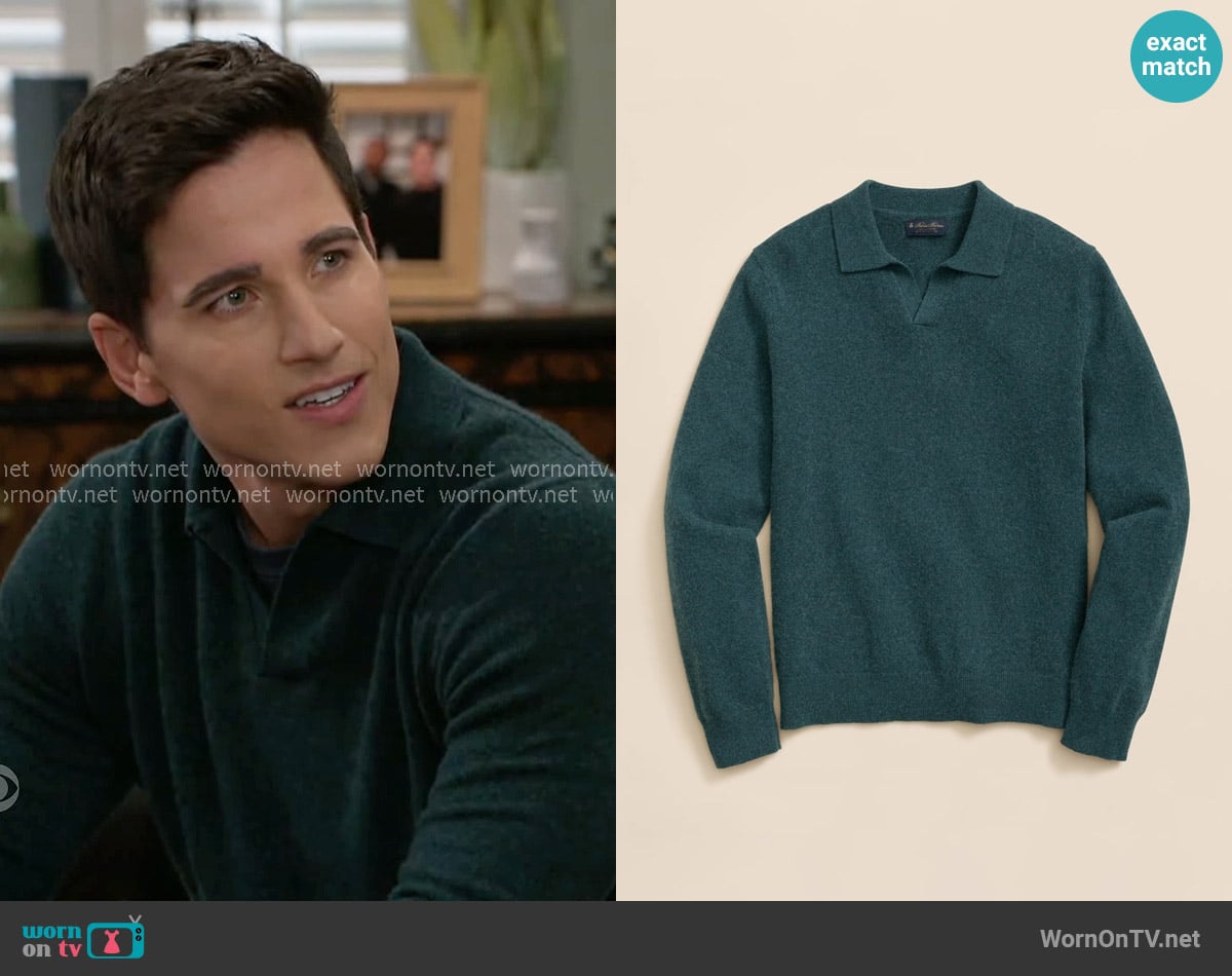 Smitty’s green sweater on Beyond the Gates