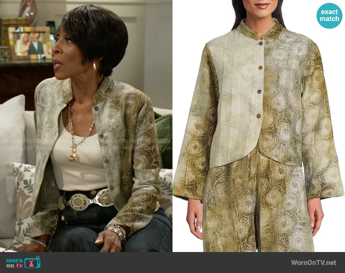 Bryn Walker Velvet Chenille Crop Mandarin Jacket worn by Sharon Winger (Bonita Brisker) on Beyond the Gates