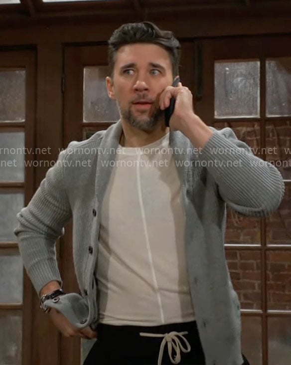 Cane’s grey cardigan on The Young and the Restless