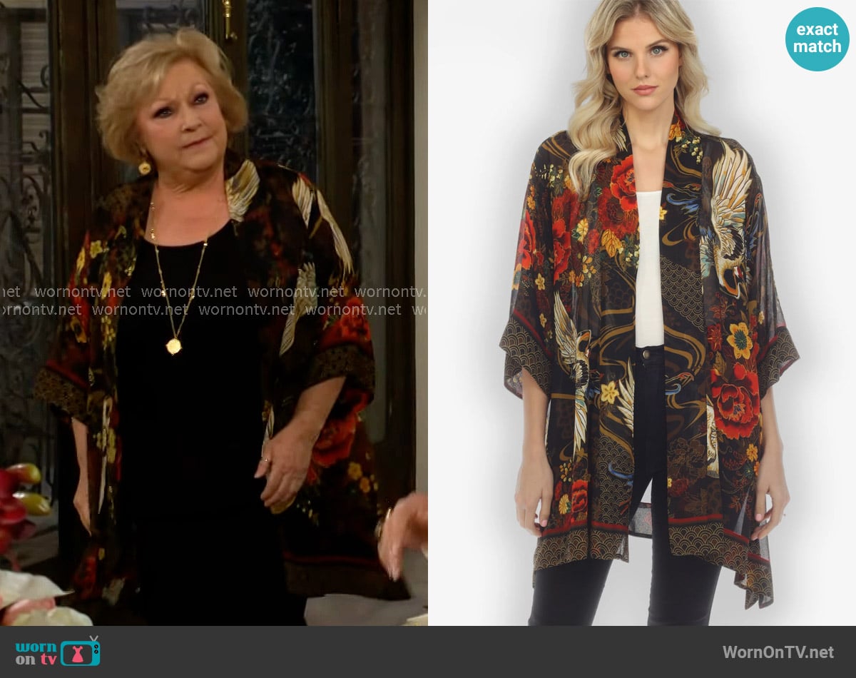 Citron Flower Crane Flying Kimono worn by Traci Abbott (Beth Maitland) on The Young and the Restless