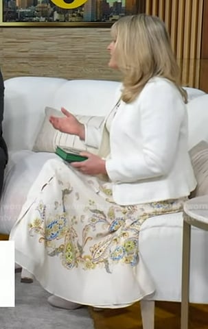 Cliodhna O’Sullivan’s paisley print dress and white jacket on Good Morning America
