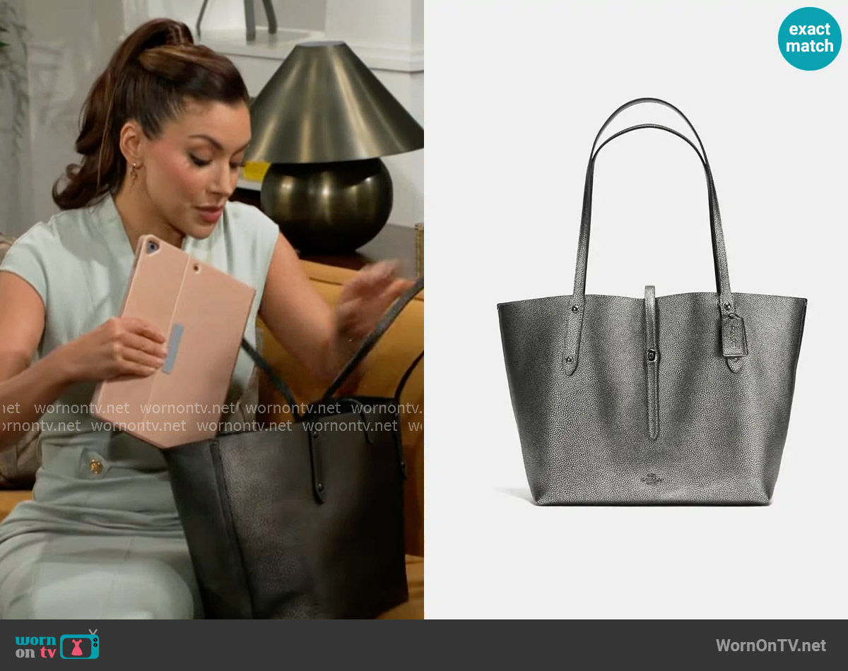 Coach Market Tote in Gunmetal worn by Audra Charles (Zuleyka Silver) on The Young and the Restless