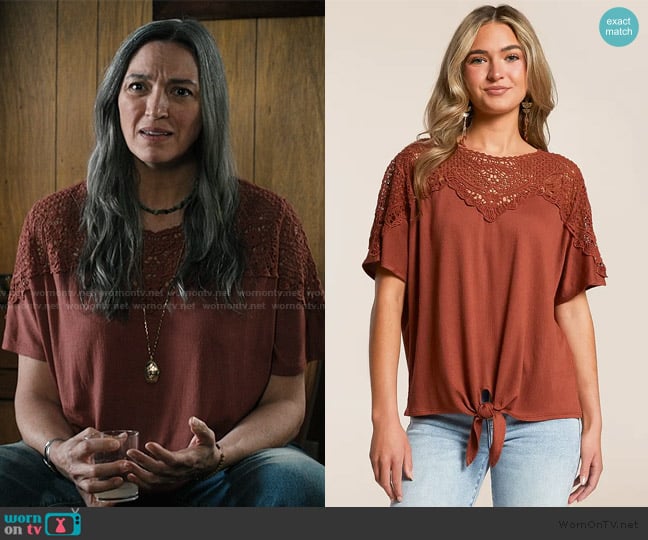 Daytrip Front Tie Top worn by Ellie (Elizabeth Laidlaw) on Marshals