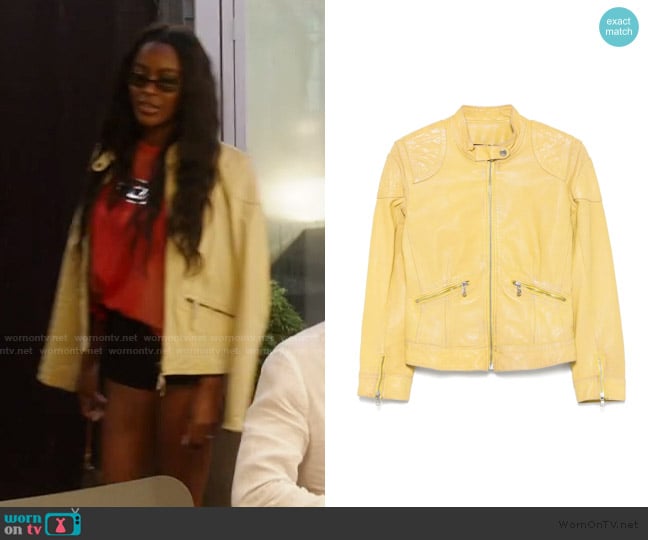 Dolce and Gabbana Vintage Leather Jacket worn by Ciara Miller on Summer House