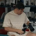 Eddie’s ivory tee and shorts on 9-1-1