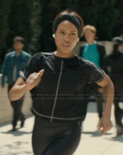 Eleanor's black contrast stitch tee on Imperfect Women