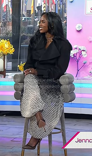 Eni Popoola's black trench jacket and print balloon pants on Today