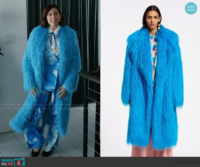 Essentiel Antwerp Blue oversized faux fur coat worn by Elsbeth Tascioni (Carrie Preston) on Elsbeth