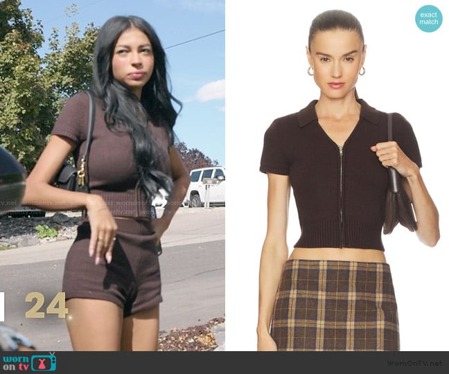 Layla’s brown knit polo on SLOMW