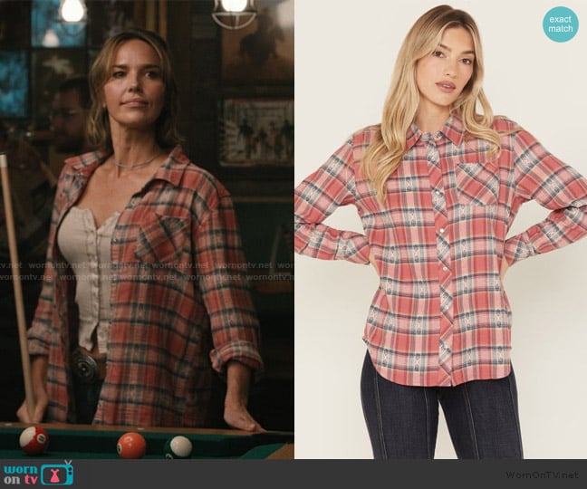 Idyllwind Savoy Plaid Print Long Sleeve Pearl Snap Flannel Shirt worn by Belle Skinner (Arielle Kebbel) on Marshals