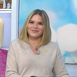 Jenna’s beige v-neck sweater on Today