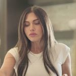 Jessi’s white cropped tee on The Secret Lives of Mormon Wives