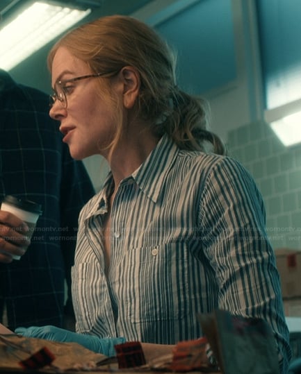 Kay's blue striped shirt on Scarpetta