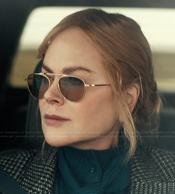 Kay's sunglasses on Scarpetta