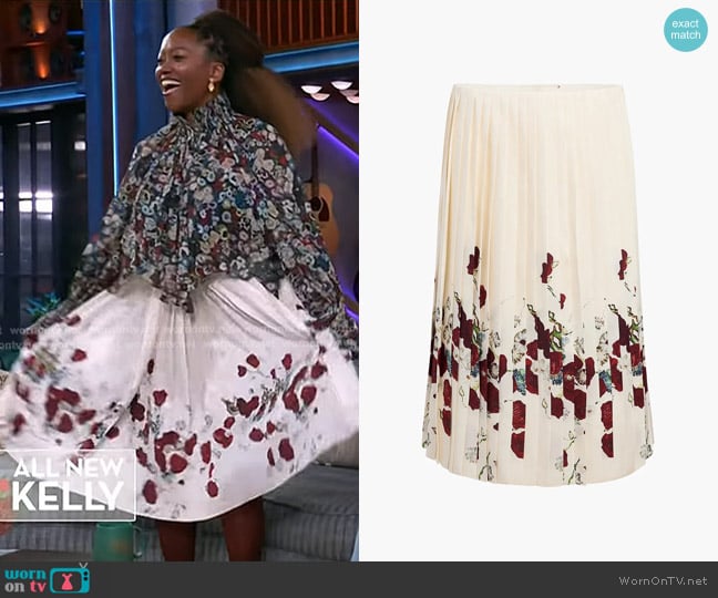 Khaite Anya Skirt worn by Erika Alexander on The Kelly Clarkson Show