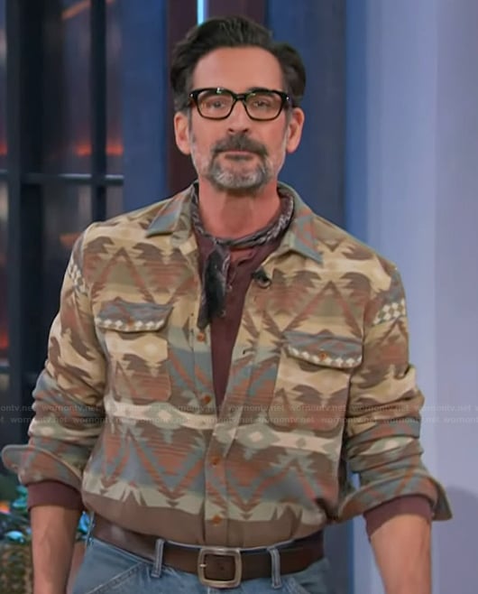 Lawrence Zarian’s printed flannel shirt on The Kelly Clarkson Show
