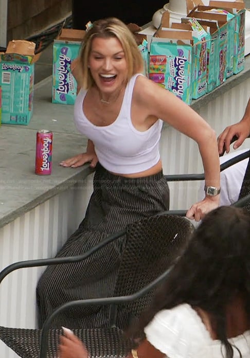 Lindsay's black stripe skirt on Summer House