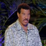 Lionel Richie’s floral contrat trim short sleeve shirt on American Idol