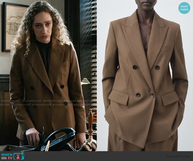 Mango Double-breasted suit blazer worn by  Samantha Edwards ( Micaela Diamond) on Elsbeth