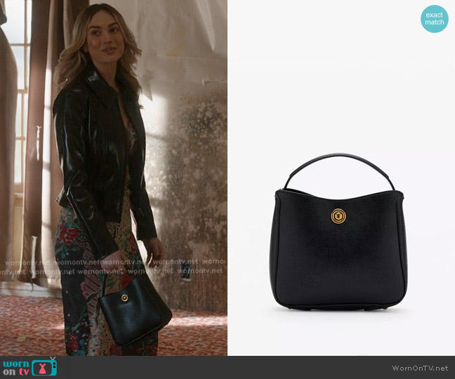 Mango Metal Detail Small Bucket Bag worn by Tia (Bayley Corman) on 9-1-1