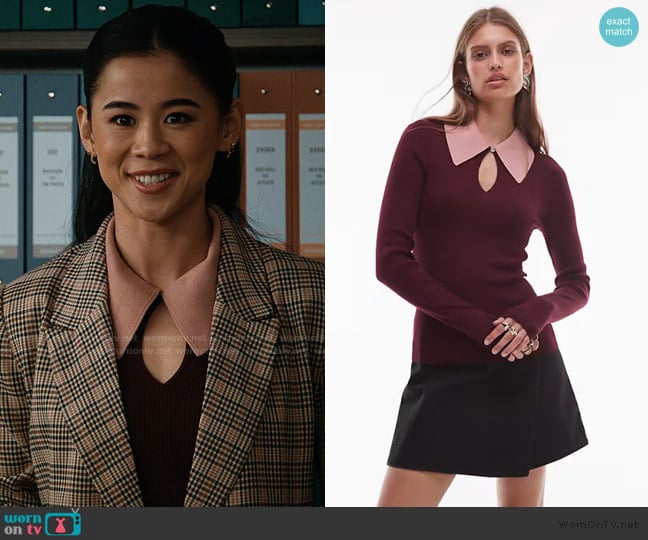 & Other Stories Wool blend knitted top in burgundy with contrast keyhole collar worn by Sarah Franklin (Leah Lewis) on Matlock