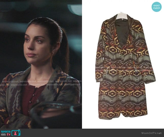 Outback Trading Company Print Jacket worn by Jules Millin (Adelaide Kane) on Greys Anatomy
