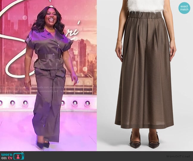 Peserico Flared lyocell-blend trousers worn by Sherri Shepherd on Sherri