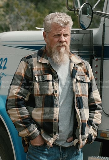 Randall’s plaid zip front shirt on Marshals