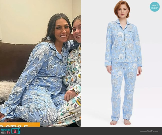 Roller Rabbit x Target Floral Vines Long Sleeves and Pants Pajama Set Blue worn by Melissa Garcia on Today