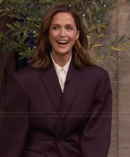 Rose Byrne's burgundy blazer on Live with Kelly and Mark