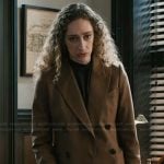 Samantha’s brown double breasted blazer on Elsbeth