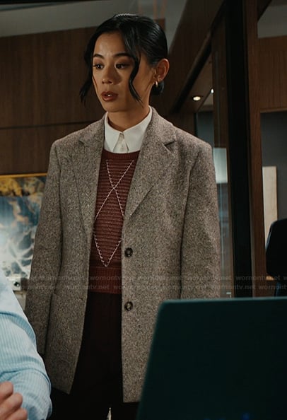 Sarah's burgundy striped tank on Matlock