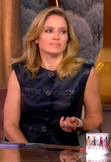 Sara's black leather vest on The View