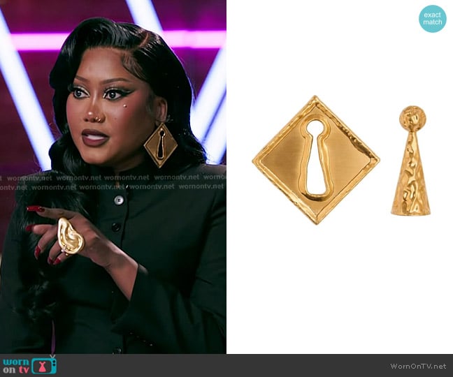 Schiaparelli Keyhole Plate Earrings worn by Muni Long on The Voice
