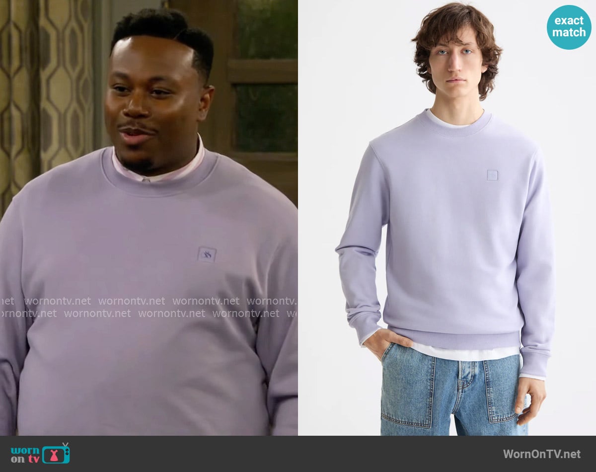 Scotch & Soda Core Logo Sweatshirt in Languid Lavender worn by Marty (Marcel Spears) on The Neighborhood