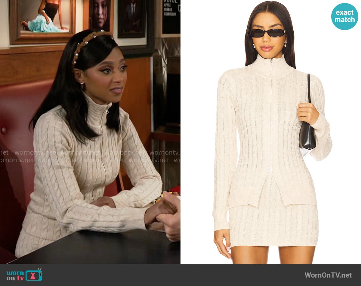 Seven Wonders Katarina Long Sleeve Top worn by Kat Richardson (Colby Muhammad) on Beyond the Gates