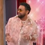 Shaggy’s pink floral shirt on Sherri