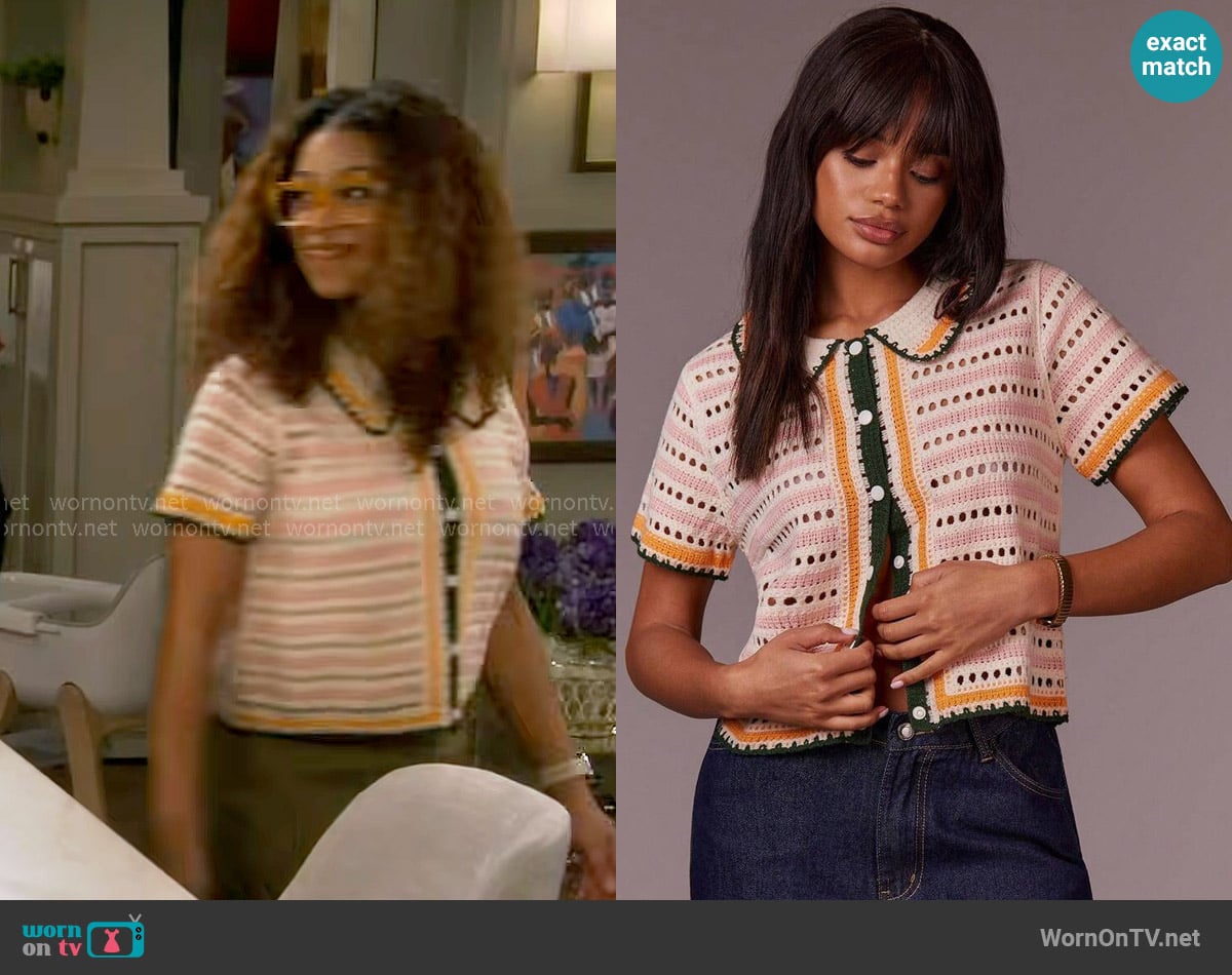 Shein Athîral Peter Pan Collar Knitted Top worn by Courtney (Skye Townsend) on The Neighborhood