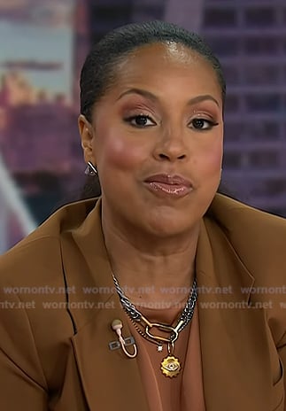 Sheinelle's layered chain necklace on Today