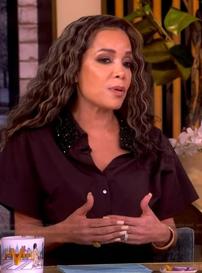 Sunny’s embellished collar top on The View